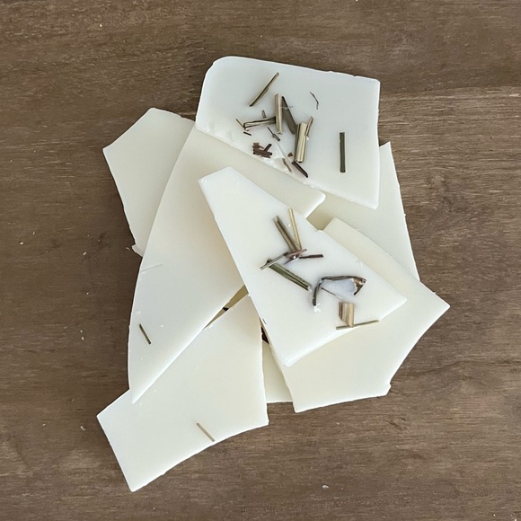 Lemongrass Soy Wax Melt Brittle 2.5 oz | Melts For Wax Warmer - Picture 1 of 4